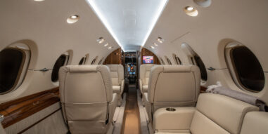 Hawker 800XP Interior facing cockpit